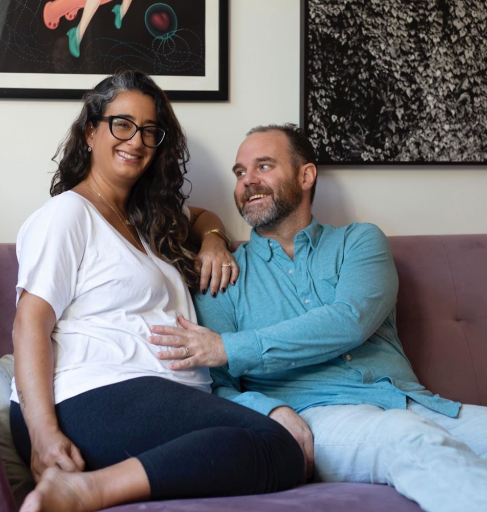 A Chat with Conz Preti, Author of 'Too Pregnant To Move"
