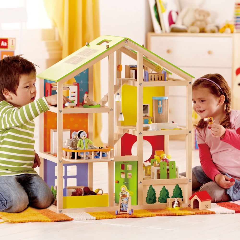 HOW TO CHOOSE THE PERFECT DOLLHOUSE